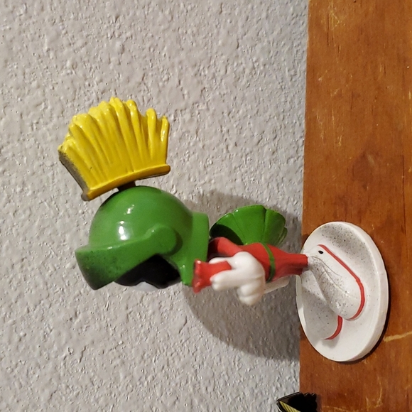 💥(2 for$50)💥 BUNDLED Marvin the Martian ~1994 Warner Brothers - Picture 2 of 7